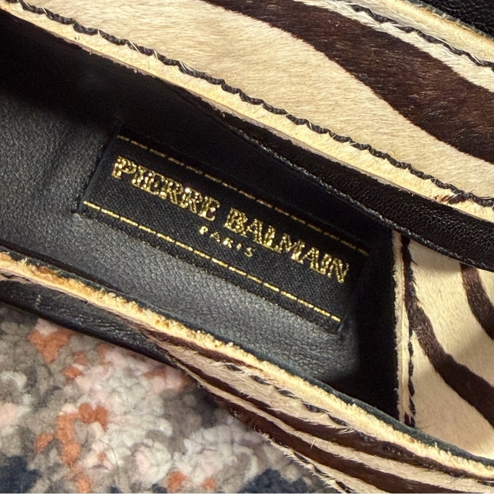 NWOT Pierre Balmain ‘Amelie’ Zebra Print Pony Hair Strappy Zip-Back Sandals Sz 6 - Picture 3 of 16